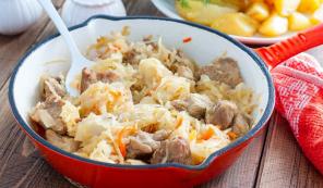 Sauerkraut with meat and potatoes