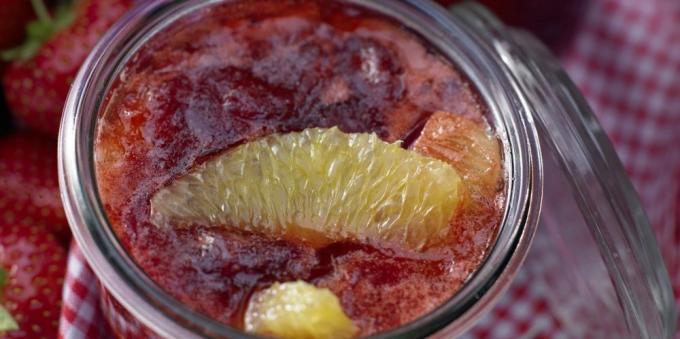 Strawberry jam: Jam from strawberries and oranges