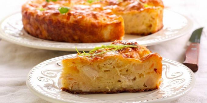 Jellied pie with chicken and cauliflower