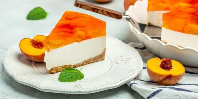 No-Bake Cheesecake with Canned Peaches