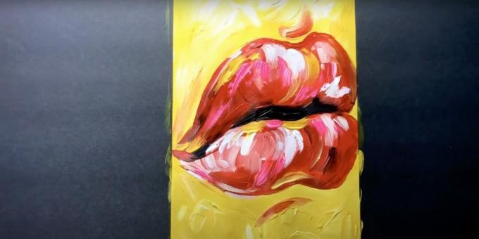 Drawing lips with paints