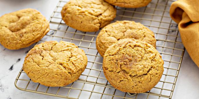 Oatmeal cookies with pumpkin