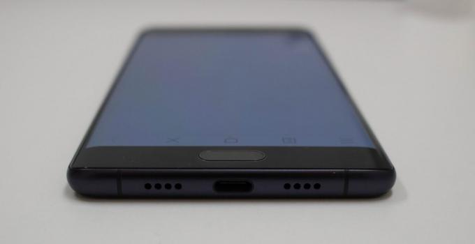 Xiaomi Mi Note 2: The appearance