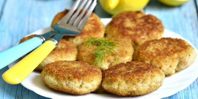 Simple fish cutlets with fried onions