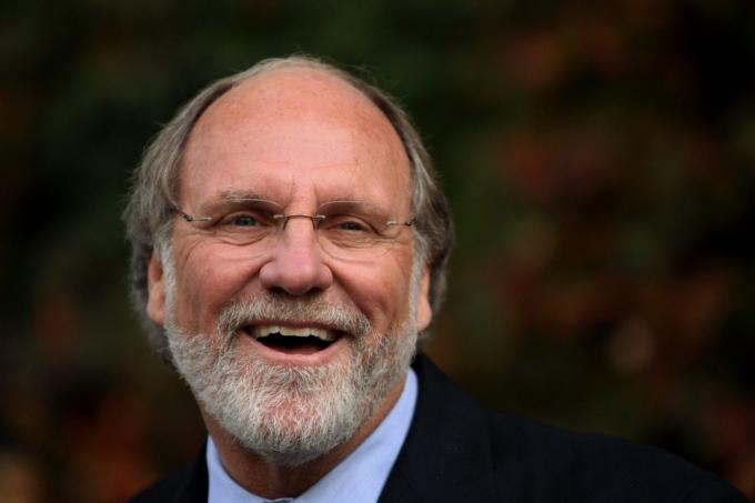 Jon Corzine (Jon Corzine), former head of Goldman Sachs and MF Global