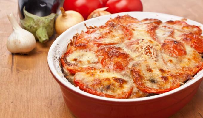 Eggplant casserole with meat and tomatoes