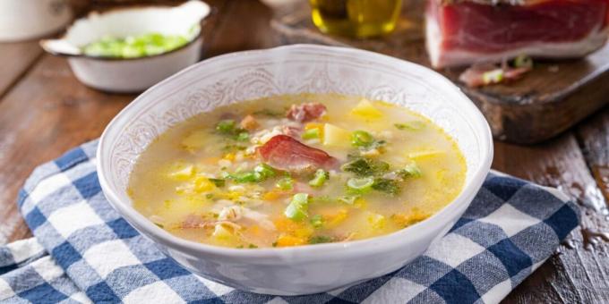 Italian soup with barley