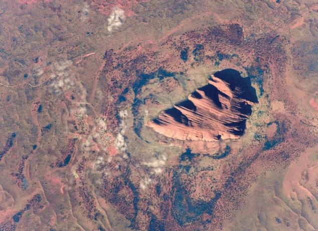 Photos of the Earth from space: Uluru