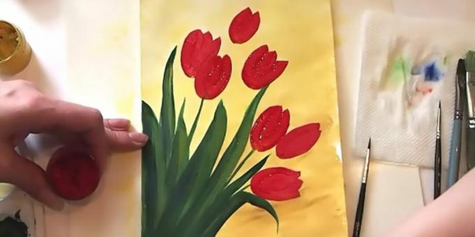 How to draw a bouquet of tulips: depict the rest of the buds