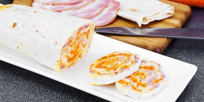 Lavash roll with cheese, carrots and brisket