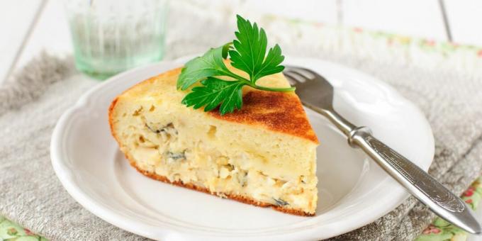Pie with saury and cheese