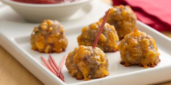 Meat balls with cheese