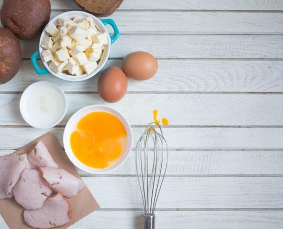 Eggs Benedict: Ingredients