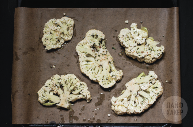 Place the cauliflower steaks in the oven