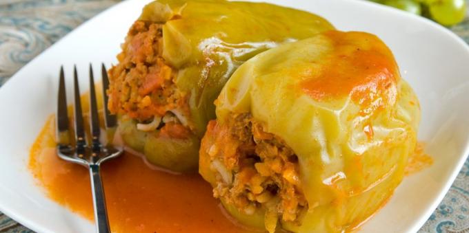 How to cook stuffed peppers on the plate