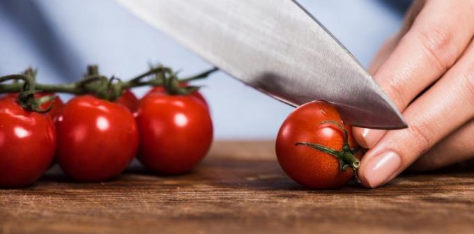 Products for skin: tomatoes