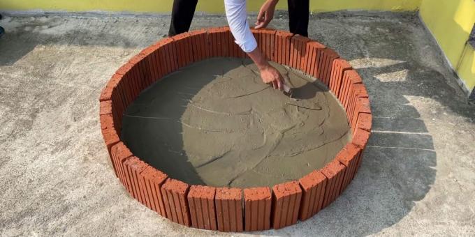 How to make a fountain with your own hands: fill in the solution
