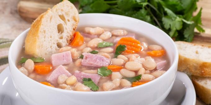 Bean and ham soup: a simple recipe
