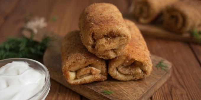 Crispy pancake croquettes with champignons and onions