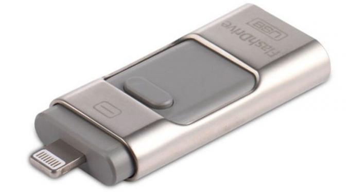 universal flash drive