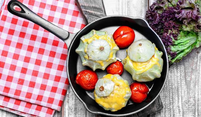 Stuffed squash with liver and mushrooms