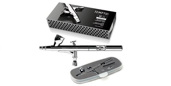 Gifts for the March 8: Temptu AIRbrush Makeup System