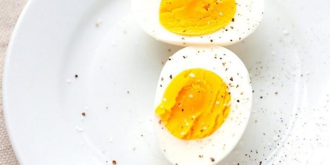 Vitamin in eggs