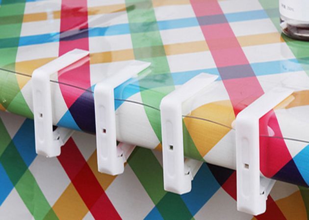 holders tablecloths