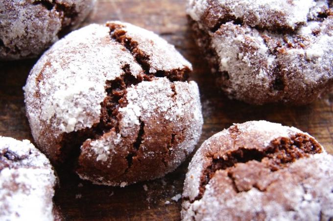 Recipe for chocolate chip cookies in powdered sugar 