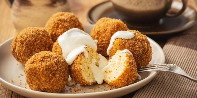 Hungarian cottage cheese dumplings