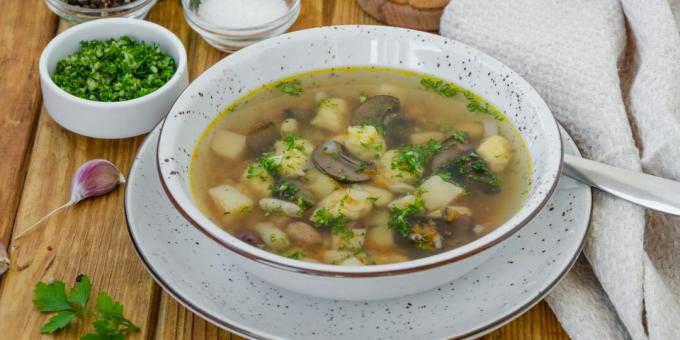 Bean soup with mushrooms: a simple recipe