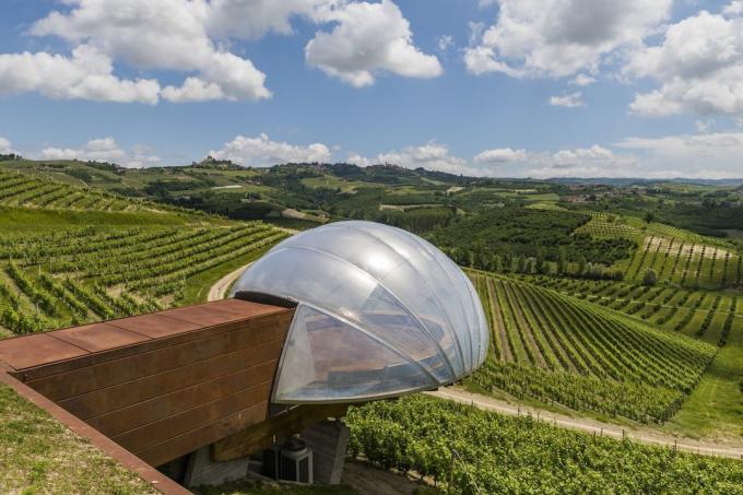 European architecture: Ceratto Winery overlooking the vineyards in Alba