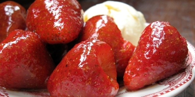 Recipes with strawberries: Glazed Strawberry