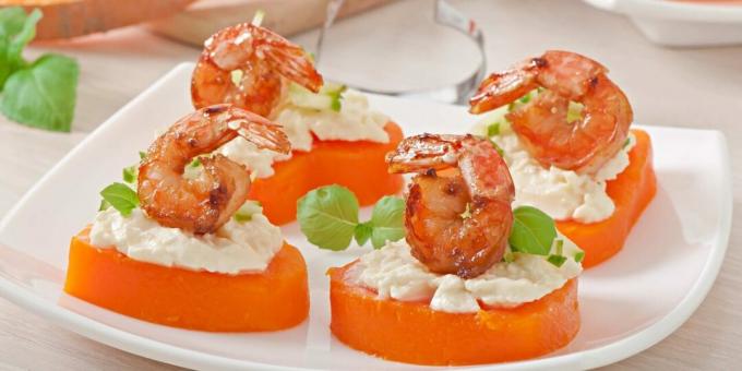 Appetizer with shrimps and pumpkin