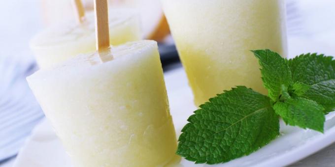 Melon dessert with rum, lime and mint