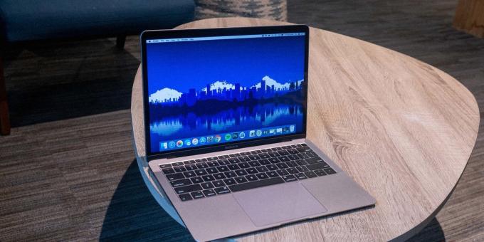 Gadgets as a gift for the New Year: MacBook Air
