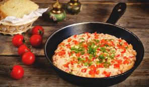 Misch-mash - Bulgarian omelet with vegetables