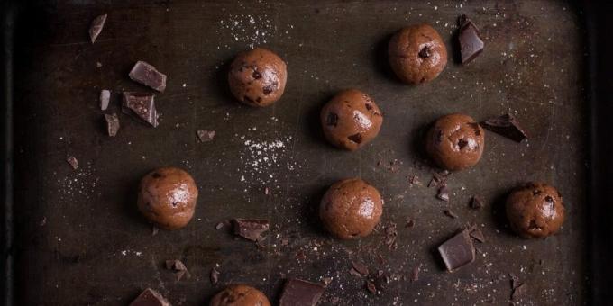 Protein Candy with Peanut Butter and Chocolate