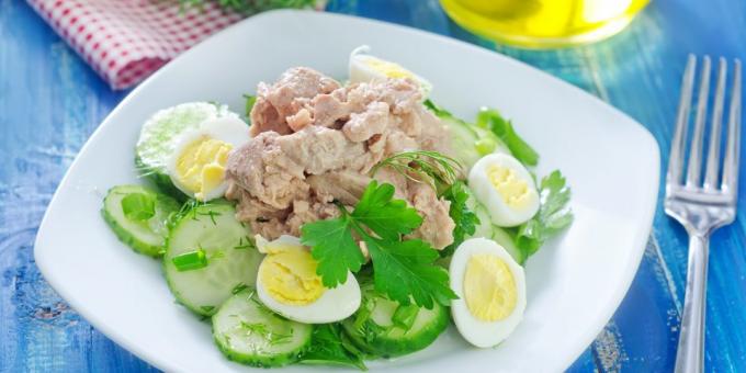 Salad cod liver with cucumber and sesame