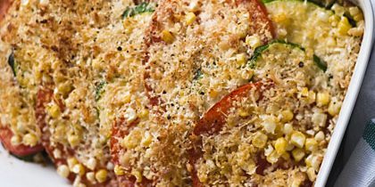 Recipes zucchini in the oven: Baked zucchini with tomato and corn