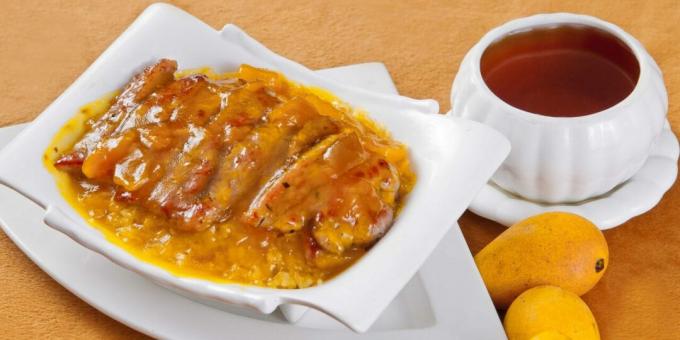 Roast pork with mango sauce