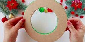 How to make a Christmas wreath with his hands: 70 cool ideas