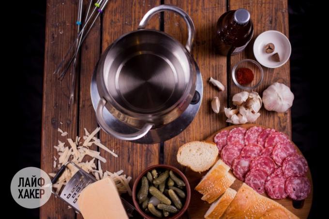How to cook cheese fondue: Ingredients