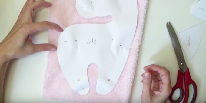 How to make a stuffed toy: make a template and clip to fabric