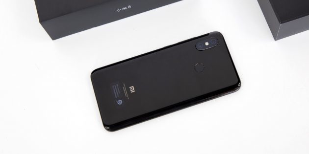 review Xiaomi Mi 8