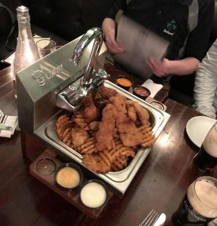 serving food in the sink