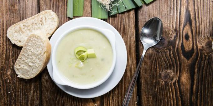 Leek Cream Soup with Fennel
