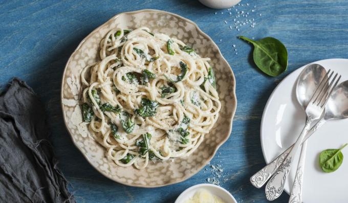 Spinach, Garlic and Parmesan Pasta