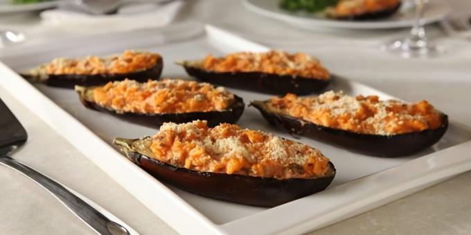 Stuffed eggplant with rice and cheese