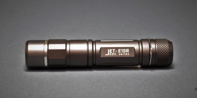 how to choose a flashlight: JETBeam E10R: view